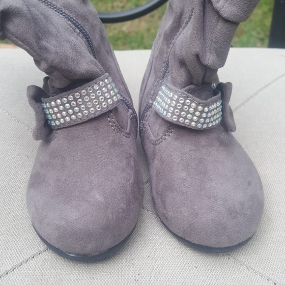 Never worn, gray suede zip up bling boots - Picture 3 of 4